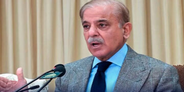 PM Shehbaz Sharif Expresses Concern Over UAE Port Attack, Prays for Injured — PakAlerts.net: Sansani Nahi, Srif Khabar — Your go-to digital hub for Breaking News, Analysis, Stories from Pakistan and around the World. Stay informed, Stay connected. PM Shehbaz Sharif Expresses Concern Over UAE Port Attack, Prays for Injured
