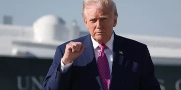 Trump Rejects Claims of $300 Million Aid to Iran, Calls It Political Propaganda