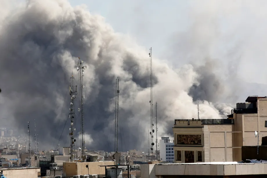 Explosions Reported in Tehran, Tabriz and Isfahan After Israeli Airstrikes on Iran — PakAlerts.net: Sansani Nahi, Srif Khabar — Your go-to digital hub for Breaking News, Analysis, Stories from Pakistan and around the World. Stay informed, Stay connected. Explosions Reported in Tehran, Tabriz and Isfahan After Israeli Airstrikes on Iran
