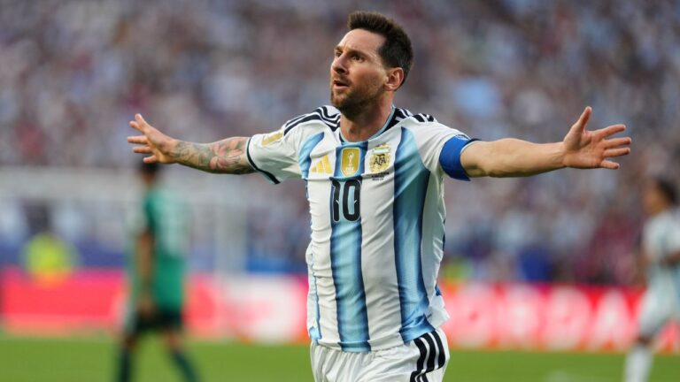 FIFA World Cup: Lionel Messi Scores Hat-Trick as Argentina Begin Title Defence with Victory — PakAlerts.net: Sansani Nahi, Srif Khabar — Your go-to digital hub for Breaking News, Analysis, Stories from Pakistan and around the World. Stay informed, Stay connected. FIFA World Cup: Lionel Messi Scores Hat-Trick as Argentina Begin Title Defence with Victory
