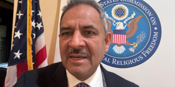 Pakistani-American Dr. Asif Mahmood Elected Chair of US Commission on International Religious Freedom — PakAlerts.net: Sansani Nahi, Srif Khabar — Your go-to digital hub for Breaking News, Analysis, Stories from Pakistan and around the World. Stay informed, Stay connected. Pakistani-American Dr. Asif Mahmood Elected Chair of US Commission on International Religious Freedom