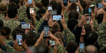 Financial Times Claims Iran Hacked Middle East Mobile Networks to Track US Troops During Conflict