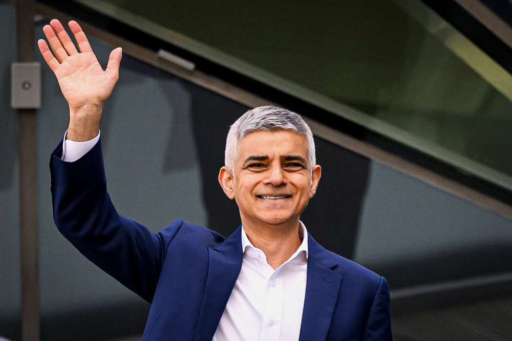 London Mayor Sadiq Khan to Be Awarded Life Peerage — PakAlerts.net: Sansani Nahi, Srif Khabar — Your go-to digital hub for Breaking News, Analysis, Stories from Pakistan and around the World. Stay informed, Stay connected. London Mayor Sadiq Khan to Be Awarded Life Peerage