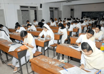Karachi's top public colleges admit 93 per cent students from private schools — PakAlerts.net: Sansani Nahi, Srif Khabar — Your go-to digital hub for Breaking News, Analysis, Stories from Pakistan and around the World. Stay informed, Stay connected. Karachi’s top public colleges admit 93 per cent students from private schools