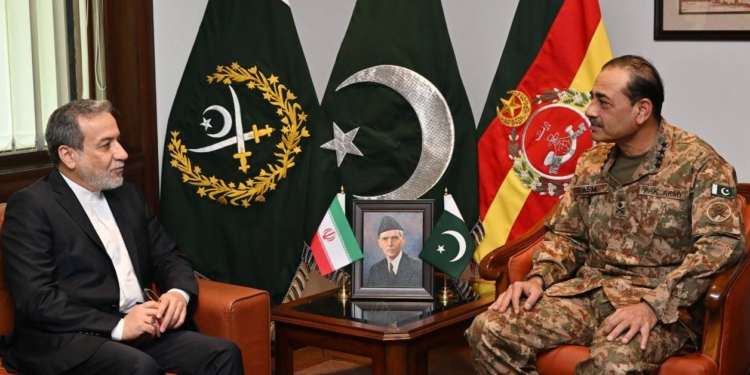 Field Marshal Asim Munir, Iranian foreign minister discuss diplomatic efforts to resolve regional situation