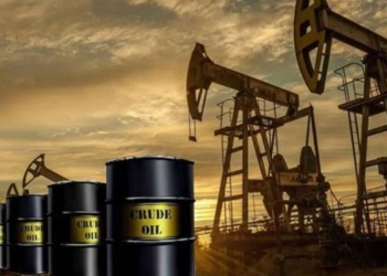 Oil prices rise in global markets as tensions over the Strait of Hormuz intensify — PakAlerts.net: Sansani Nahi, Srif Khabar — Your go-to digital hub for Breaking News, Analysis, Stories from Pakistan and around the World. Stay informed, Stay connected. Oil prices rise in global markets as tensions over the Strait of Hormuz intensify