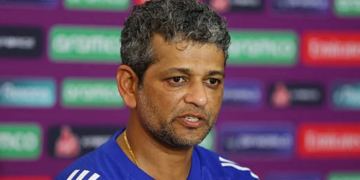 Refusing trophy not against sportsmanship, tournament is over and we are champions: India Women coach — PakAlerts.net: Sansani Nahi, Srif Khabar — Your go-to digital hub for Breaking News, Analysis, Stories from Pakistan and around the World. Stay informed, Stay connected. Refusing trophy not against sportsmanship, tournament is over and we are champions: India Women coach