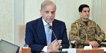Government Holds Off on Emergency or Governor’s Rule in KP, Gives PTI Another Chance: Sources — PakAlerts.net: Sansani Nahi, Srif Khabar — Your go-to digital hub for Breaking News, Analysis, Stories from Pakistan and around the World. Stay informed, Stay connected. PM Reviews Governor’s Rule and Emergency Options for Khyber Pakhtunkhwa