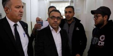 اسرائیلی پولیس نے یروشلم کے گورنر کو گرفتار کرلیا