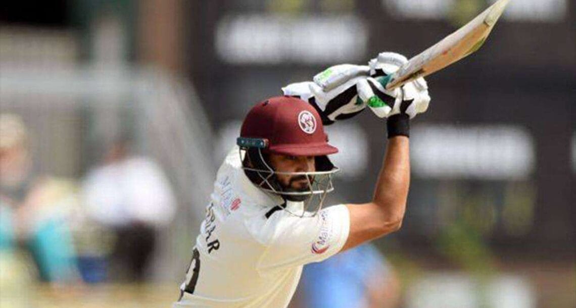 اظہر علی کا سمرسیٹ کاؤنٹی کے ساتھ ایک برس کا معاہدہ