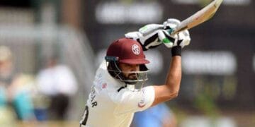 اظہر علی کا سمرسیٹ کاؤنٹی کے ساتھ ایک برس کا معاہدہ