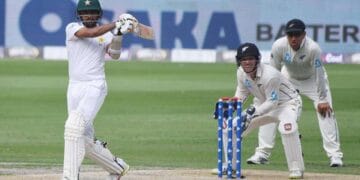 بابر اعظم رواں سال ٹیسٹ کرکٹ میں بہترین اوسط کے ساتھ رنز بنانے والے بیٹسمین بن گئے