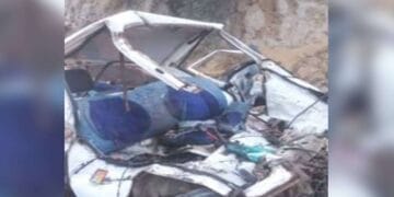 حب میں گڈانی موڑ کے قریب مسافر کوچ اور وین میں تصادم، چار افراد جاں بحق