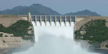 انڈس ریور سسٹم اتھارٹی نے 2 بڑے ڈیموں میں پانی کی تیزی سے کمی سے خبردار کردیا