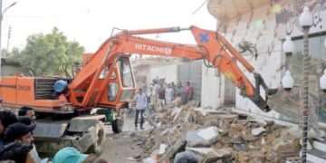 سندھ ہائیکورٹ کا دوبارہ تجاوزات کو قائم کرنے والوں پر مقدمہ درج کرنے کا حکم