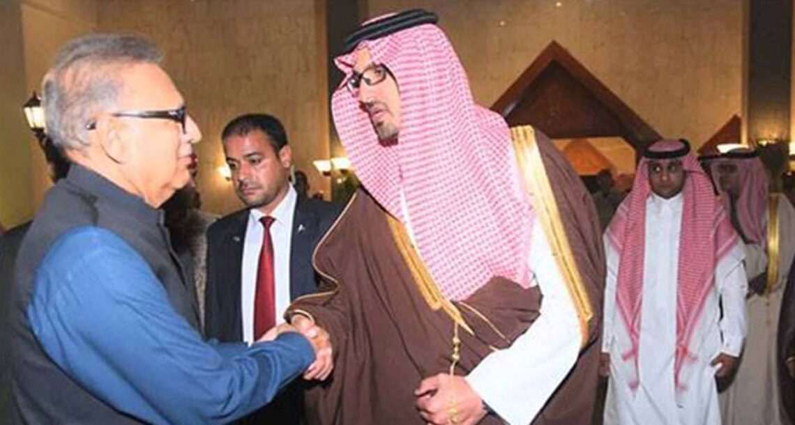 صدر مملکت عارف علوی سعودی عرب کے دورے پر مدینہ منورہ پہنچ گئے