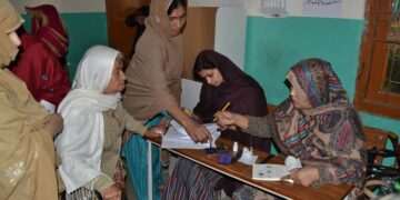 بلوچستان اسمبلی کے حلقہ پی بی 26 کوئٹہ تھری میں ضمنی انتخاب کے لیے پولنگ جاری