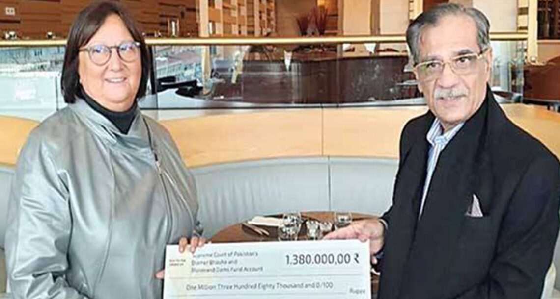 چیف جسٹس جوڈیشل کانفرنس میں شرکت کے لئے سرکاری دورے پر استنبول پہنچ گئے