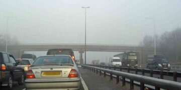 دھند کے باعث موٹر وے ایم ون بند