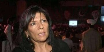 علیمہ خان  تمام الزامات کا سپریم کورٹ میں جواب دینے کا اعلان