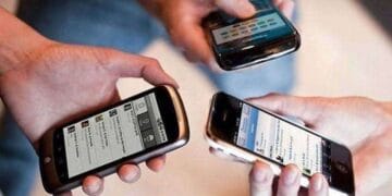 ایف بی آر کا غیر رجسٹرڈ موبائل ٹیکس اور ڈیوٹی کے ساتھ نیا طریقہ کار جاری