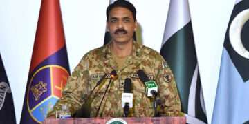جہاں جہاں باڑ لگ چکی وہاں سے دہشت گردوں کا گزرنا ناممکن ہوگیا ہے. ڈی جی آئی ایس پی آر