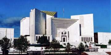 جعلی بینک اکاؤٹس کیس: سپریم کورٹ نے معاملہ نیب کو بھجوا دیا