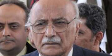سپریم کورٹ نے اصغر خان کیس کو بند نہ کرنے کا فیصلہ کرلیا۔
