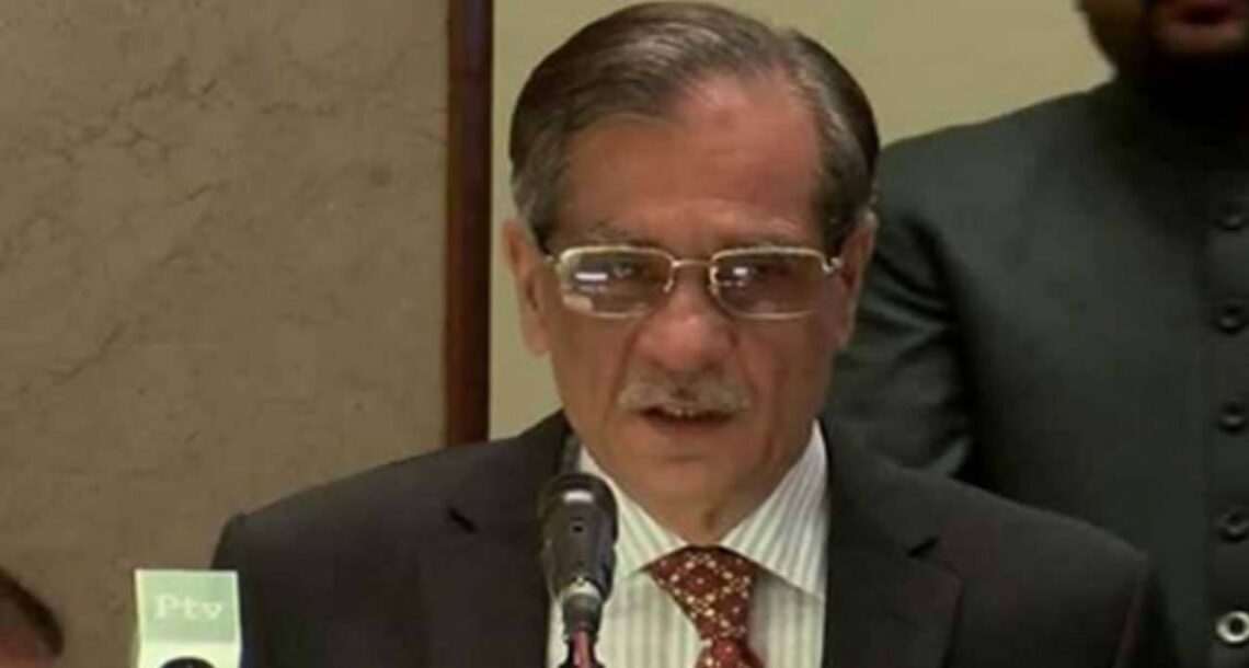 اگر حکومت حالات بہتر نہیں کرے گی تو یہ ذمہ داری کوئی اور پورے کرے گا۔ چیف جسٹس