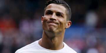 عالمی شہرت یافتہ فٹ بالر کرسٹیانو رونالڈو کو دوسالہ معطلی کی سزا