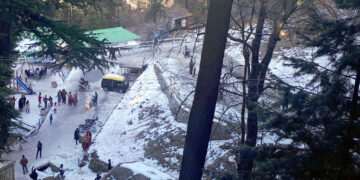 ملک کے بیشتر علاقوں میں موسم سرد اور خشک رہنے کا امکان