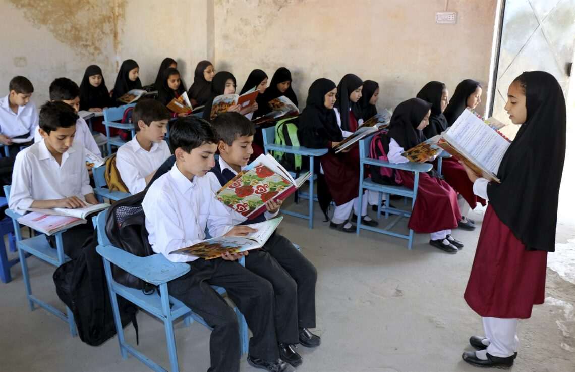سندھ میں تعلیمی اداروں کے اوقات تبدیل، سرکاری تعطیلات بھی ختم