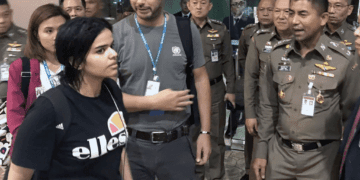 کینیڈا نے سعودی لڑکی کو سیاسی پناہ دے دی