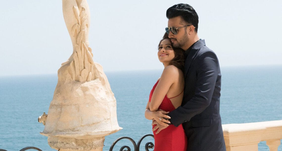 ویلنٹائن ڈے کے موقع پر عاطف اسلم کا نیا گانا بارشیں ریلیز