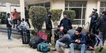 بھارتی انتہا پسندوں نے کشمیری طالب علموں کیلئے جامعات کے دروازے بھی بند کردیئے