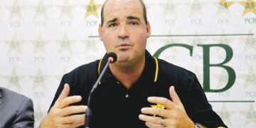 سرفراز احمد کی اصل  زمہ داری وکٹ کیپنگ ہے، بیٹ سے بھی پرفارم کریں گے. ہیڈ کوچ مکی آرتھر