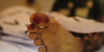 کراچی میں فائرنگ سے 2 پی ٹی آئی کارکنان جاں بحق