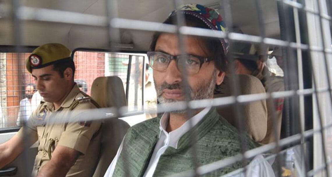 مقبوضہ وادی میں حریت رہنماؤں کے خلاف کریک ڈاؤن، یاسین ملک سمیت دیگر رہنما گرفتار