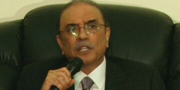 بھارت نے جارحیت کی تو پیپلز پارٹی پاک فوج کے شانہ بشانہ کھڑی ہوگی. آصف علی زرداری