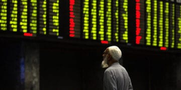 اسٹاک مارکیٹ میں شدید مندی