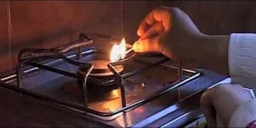 کراچی کے بعد لاہور میں بھی گیس کا بحران، عوام پریشان معمولات زندگی مفلوج