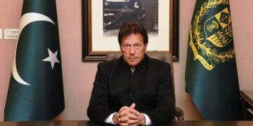 بھارتی پائلٹ کو کل رہا کر دیا جائے گا، عمران خان