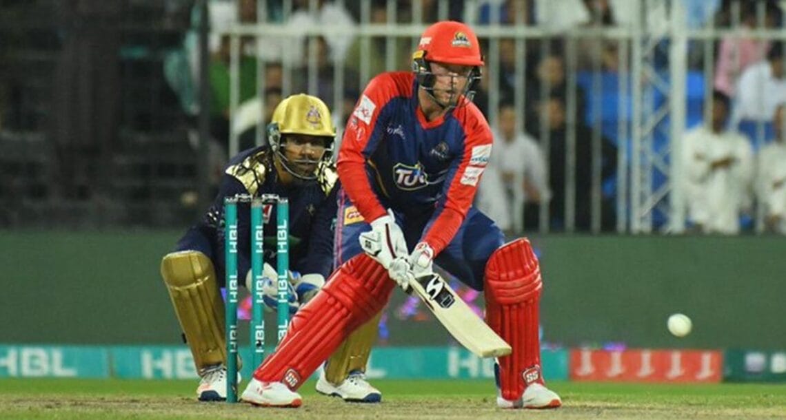 پی ایس ایل 4: انگرم کی شاندار سینچری، ناقابل شکست کوئٹہ گلیڈایٹرز کے خلاف کراچی کنگز کی جیت