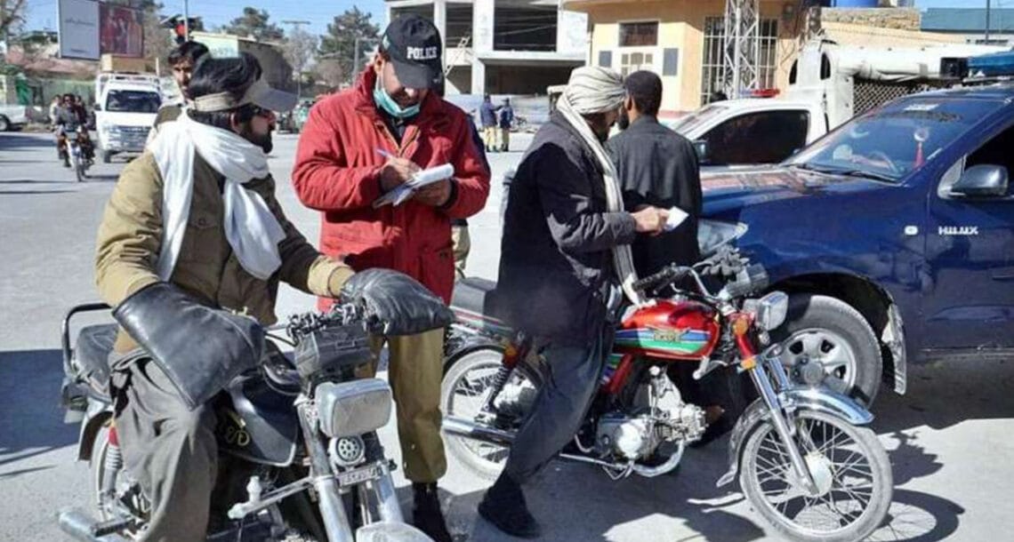 سندھ حکومت کا موٹر وہیکل بک کی جگہ اسمارٹ کارڈ متعارف کرانے کا فیصلہ