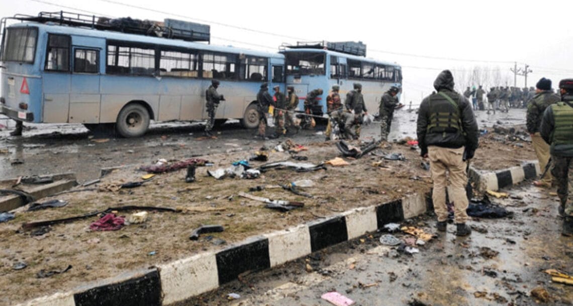 پلوامہ حملے کے بعد بھارت کے اندر سے آوازیں اٹھنا شروع