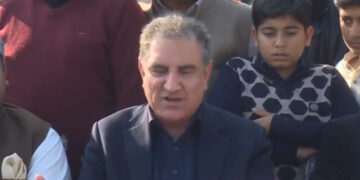ملک میں جمہوریت، آئین اور اٹھارہویں ترمیم کو کوئی خطرہ نہیں. وزیر خارجہ شاہ محمود قریشی