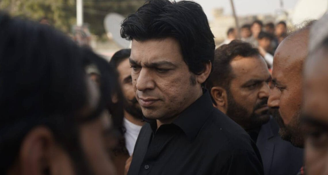 پاکستان میں فٹ بال کو پروان چڑھانے کیلئے معروف فرنچ فٹبالر اسلام آباد پہنچ گئے