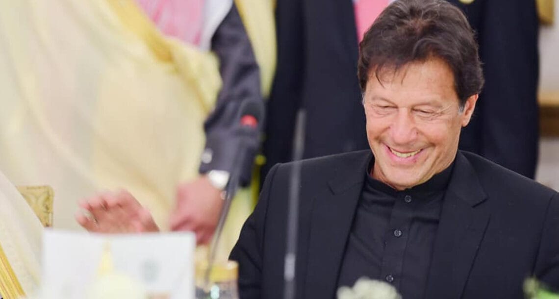 وزیراعظم عمران خان کو نوبیل امن انعام دینے کے لیے قومی اسمبلی سیکرٹریٹ میں قرارداد جمع