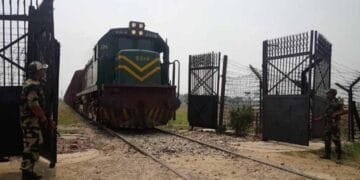 سمجھوتہ ایکسپریس مسافروں سمیت لاہور سے بھارت روانہ