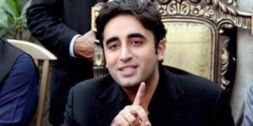 یوٹرن کا طعنہ دینے پر بلاول بھٹو زرداری کا فواد چوہدری کو جواب
